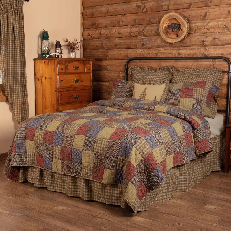 Cedar Ridge Twin Quilt 68Wx86L VHC Brands