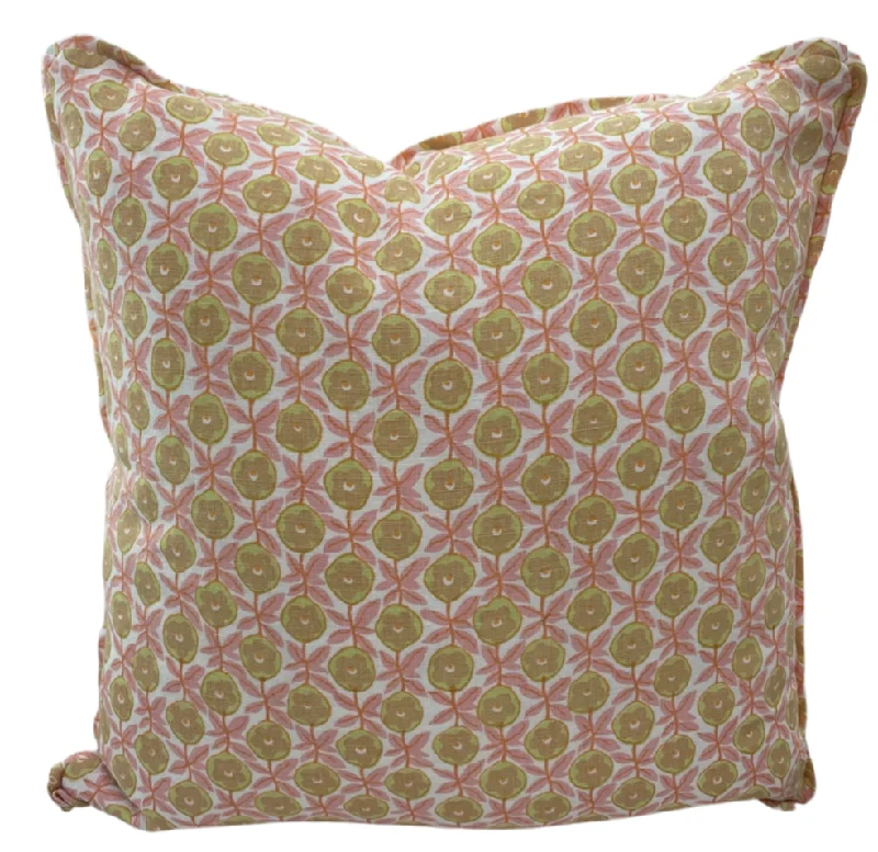 Oscar Rose Pillow Cover