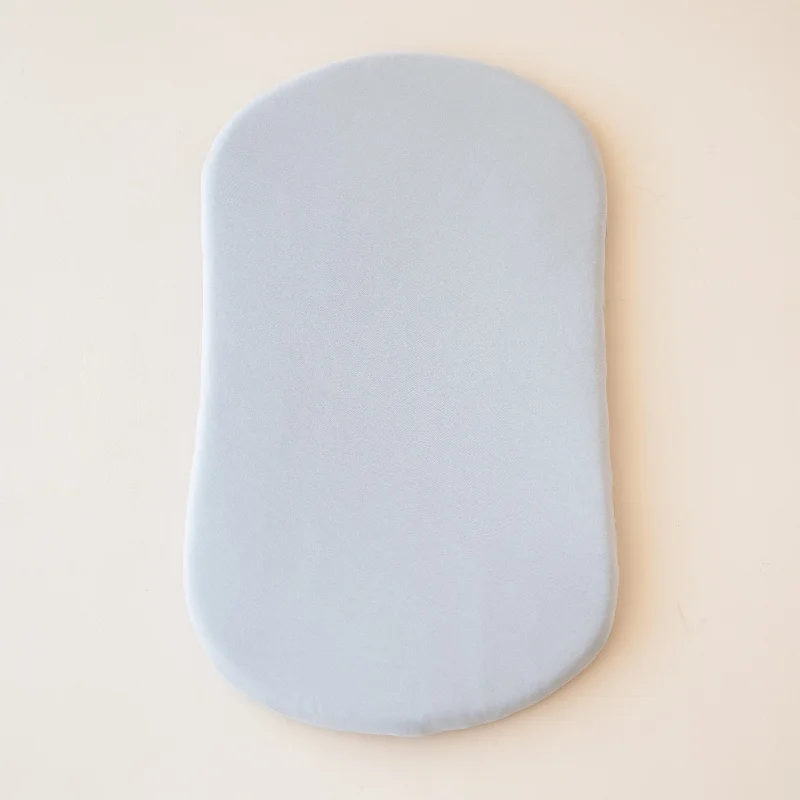 Oval Bassinet Sheet in Storm